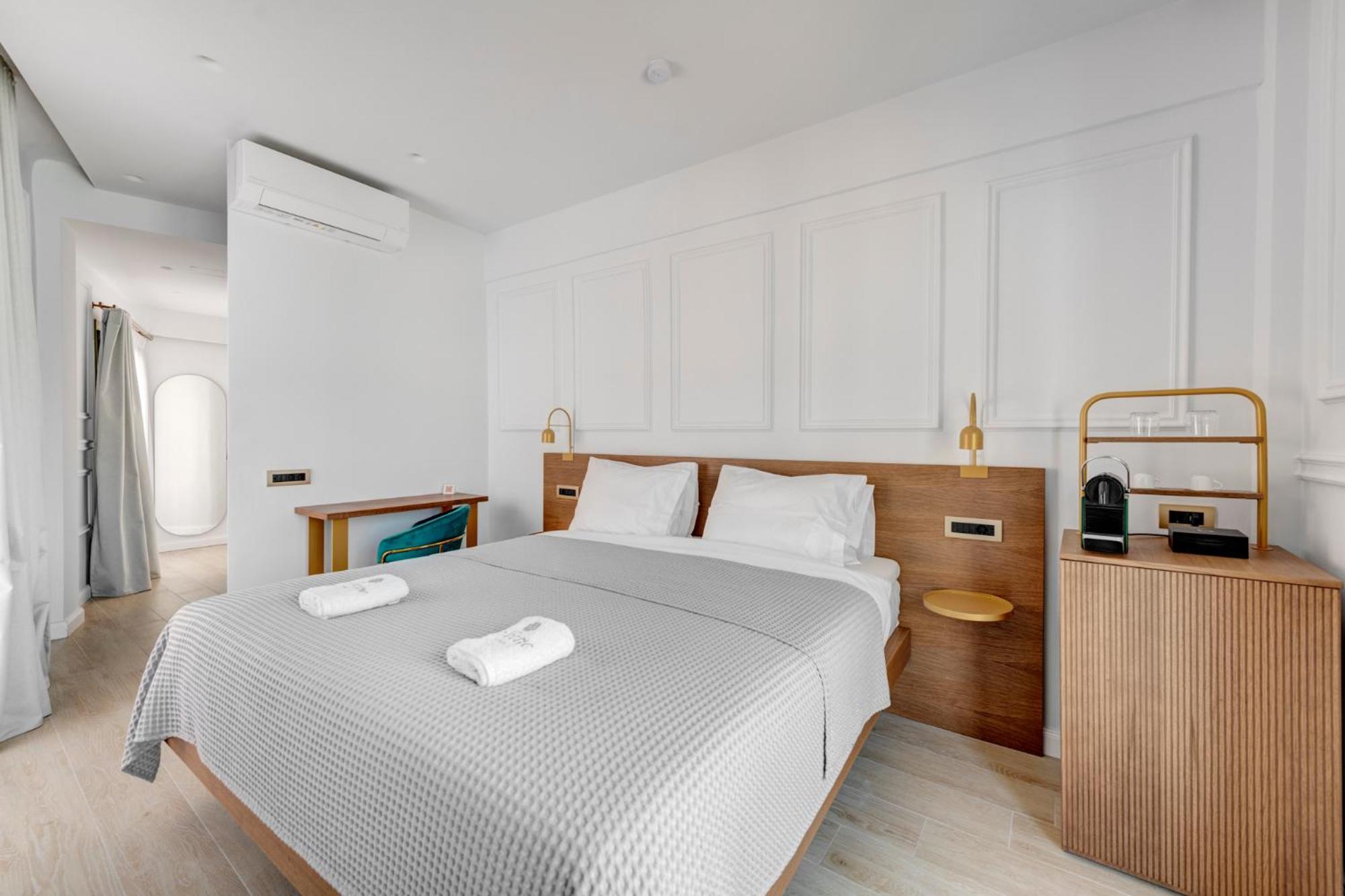 Eclectic Syros Bed & Breakfast Ermoupoli Exterior foto